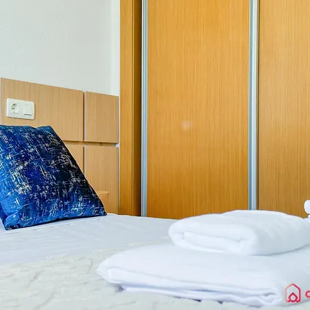 La Morada Del Mediterraneo * أوروبيسا ذيل مار